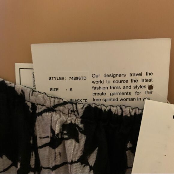 Raviya Tie dye Smocked OTS Coverup Dress NWT Small - Picture 7 of 7